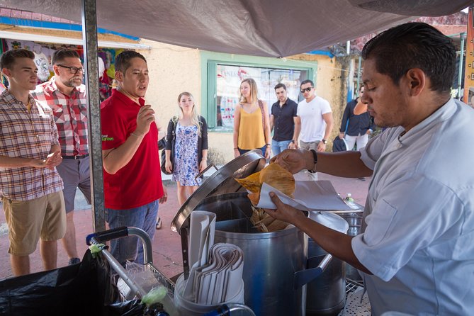Cancun Street Food Tour with Food Stalls, Local Market and Murals - Lonchería El Pocito: Yucatecan Salbutes