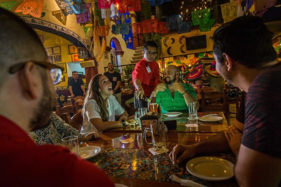 Cancún: Taco & Local Beer Tasting Tour with transportation - The guides make or break the evening
