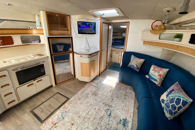 Cancun yachts rental BEATIFUL YACHT 46FT, 15 PAX MAX 25P6 - Weather, cancellations, and the best booking strategy
