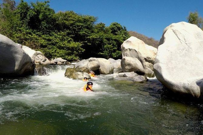 Canyoning in the Oaxacan Coast Canyons - Christian’s guiding style and group size