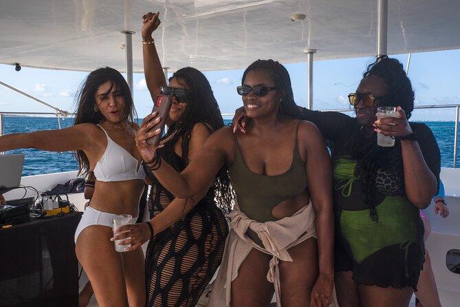 Catamaran Booze Party With Open Bar in Cancun - Timing, cancellations, and a smart booking plan