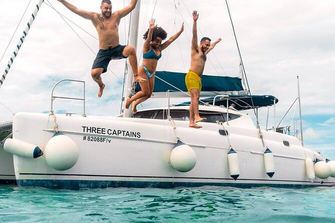 Catamaran Cruise in Riviera Maya With Snorkeling & Beach Club - What the catamaran ride is really like
