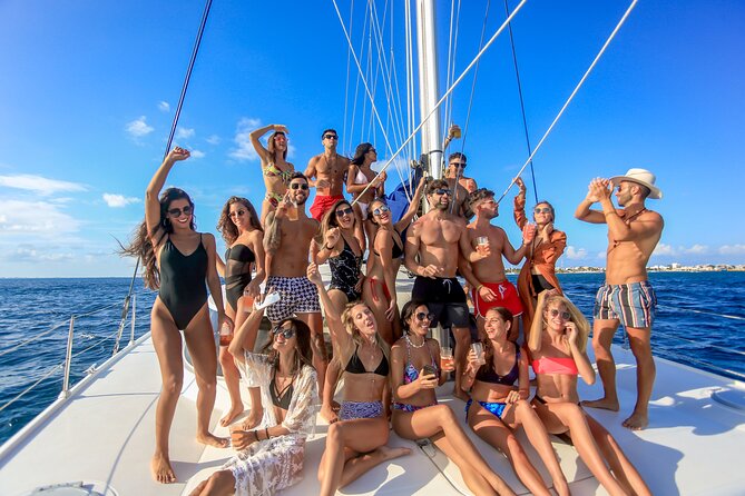 Catamaran to Isla Mujeres Snorkeling Tour with Open Bar and Lunch - Pickup, marina arrival, and the first half hour