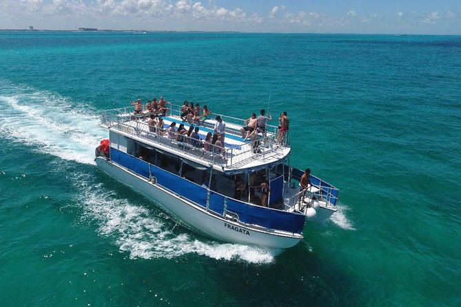 Catamaran Tour to Isla Mujeres all Included - Buffet lunch at the beach club