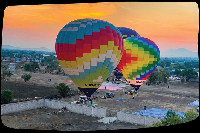 CDMX balloon flight, breakfast, pickup and visit to Teotihuacán - Nuevo Cielo and the Balloon Launch