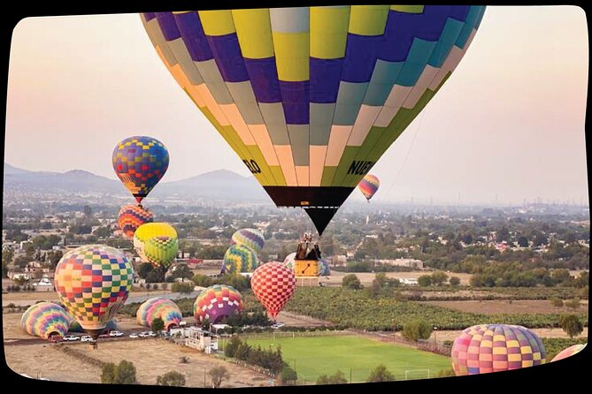 CDMX balloon flight, breakfast, pickup and visit to Teotihuacán - Seeing Teotihuacán From Above