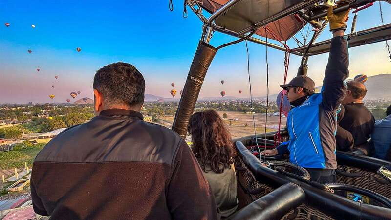 CDMX: Teotihuacan Balloon Flight with Optional Pyramids Tour - Walking Teotihuacan after the flight