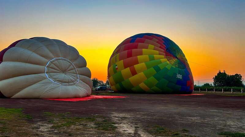 CDMX: Teotihuacan Balloon Flight with Optional Pyramids Tour - Guides, coaches, and the rhythm of the day
