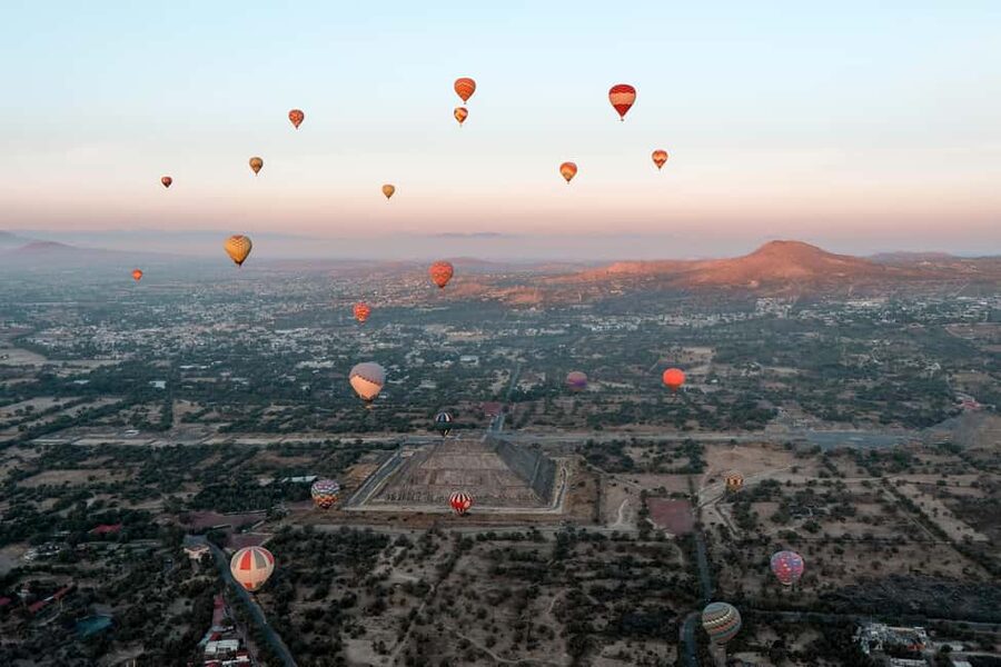 CDMX: Teotihuacan Hot Air Balloon with Breakfast - Reaching the balloon port before dawn