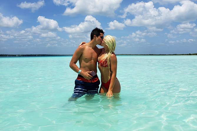 Chacchoben & Bacalar Combo Excursion Costa Maya - Guides and group size