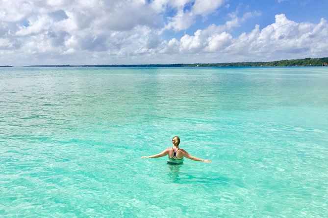 Chacchoben & Bacalar Combo Excursion Costa Maya - Finding the pickup outside Costa Maya port