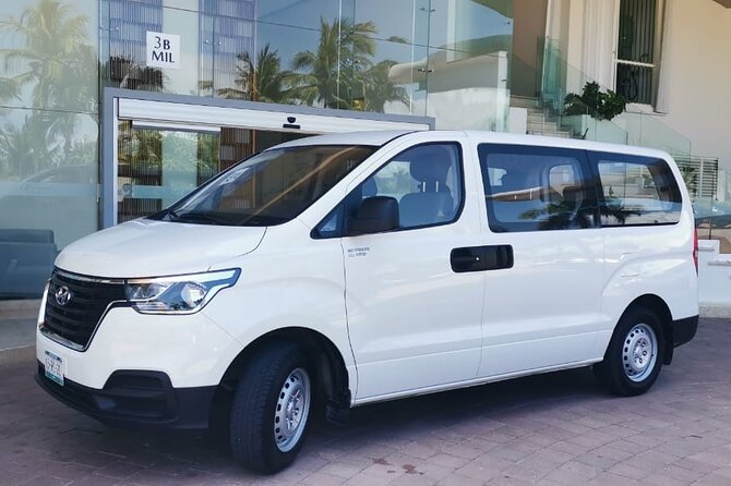 Cheap transfer for up to 10 people. - Cold water, air conditioning, and a calmer arrival