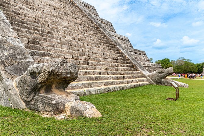 Chichén Itzá Ancestral Tour from Cancún with Cenote - Hotel Pickup and the Transport Problem