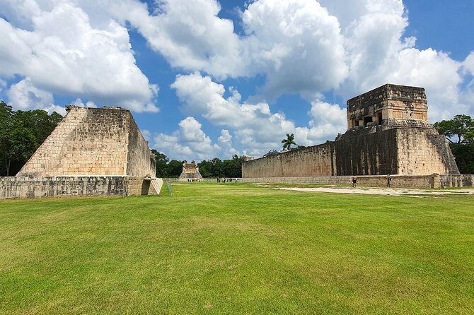 Chichen Itza, Beautiful Cenote and Valladolid All Inclusive Tour - Valladolid in only 30 minutes