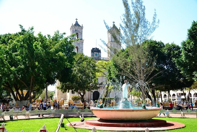 Chichen Itza Deluxe Valladolid and 2 Cenotes - Valladolid in 15 to 20 minutes