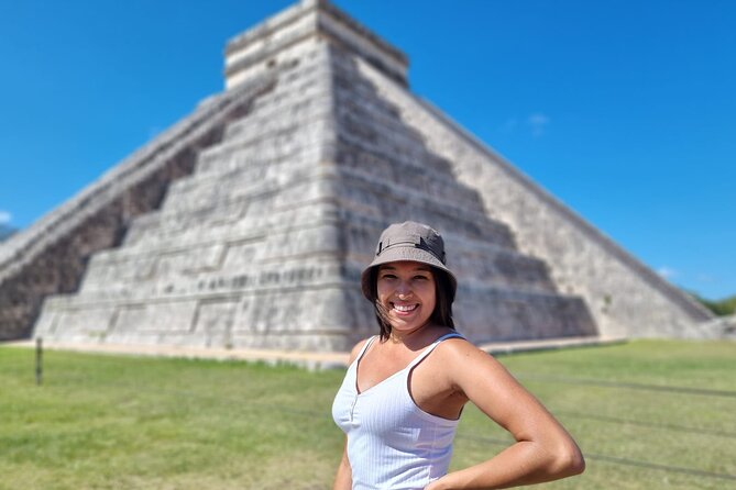 Chichen Itza Full Day Tour - On the road from Mérida