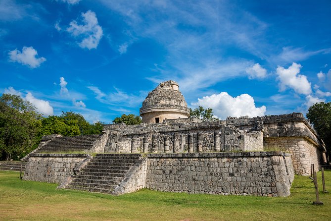 Chichen Itza Guided Historical Tour with Lunch Included - Physical demands and what to pack
