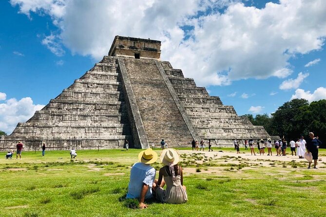 Chichén Itzá Premium Cenote y valladolid Day Tour - Chichén Itzá: Two Hours Among Famous Maya Monuments