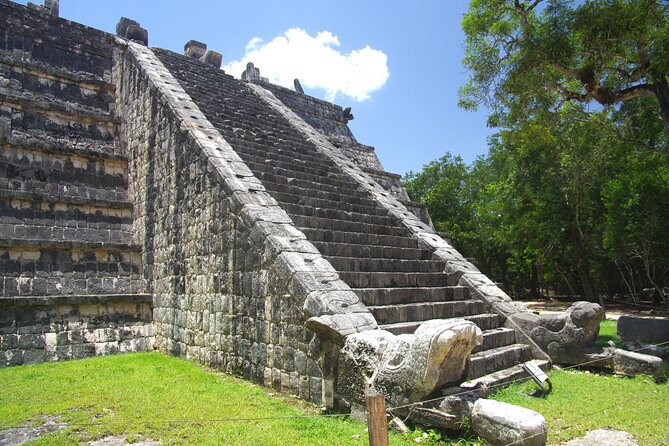 Chichen Itza: Self-Guided Tour with Audio Narration & Map - El Caracol and the site’s astronomy