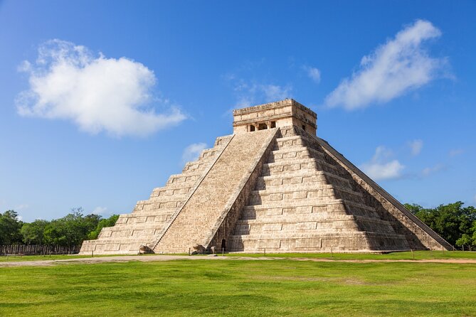 Chichen Itza: Self-Guided Tour with Audio Narration & Map - The larger Chichén Itzá complex
