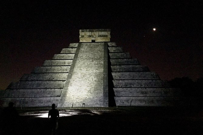 Chichen Itza Sunrise and Cenote Ik Kil from Cancun - The real appeal: Chichen Itza before the heat