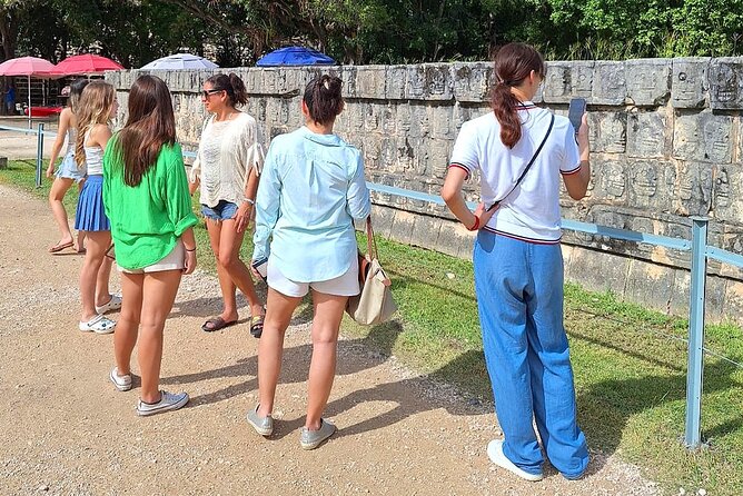 Chichen Itza : Walking Tour with Expert Guide and Skip-the-Line Access! - What the guide adds beyond a self-guided visit