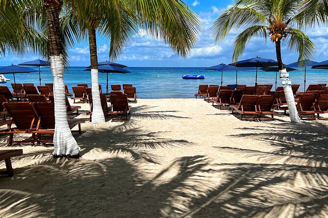 Chula’s All Inclusive Beach Pass with Transport - The shoreline: pretty, but not an easy barefoot beach