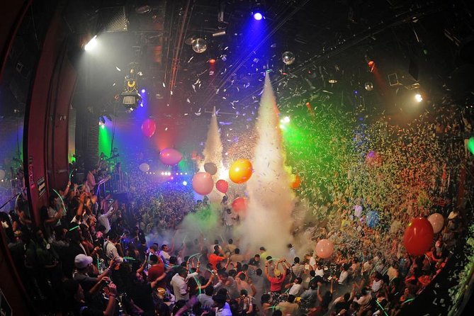 Coco Bongo Cancun Gold Member VIP Night Out by After Dark - What Coco Bongo Actually Is