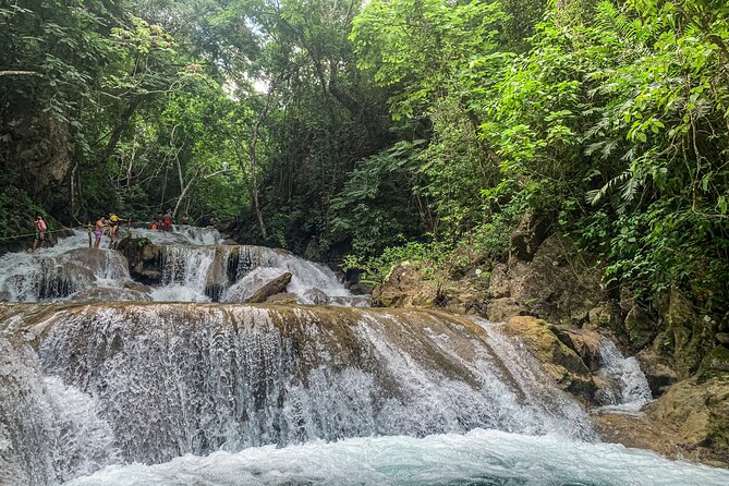 "Copalitilla" Waterfalls from Huatulco - Key points to know before you book