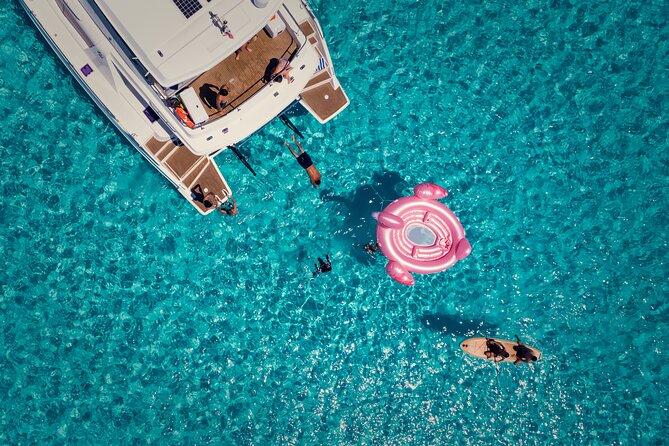Cozumel All Inclusive: Coast & Relax 4h on 51' Leopard - Food That Feels Like Part of the Experience