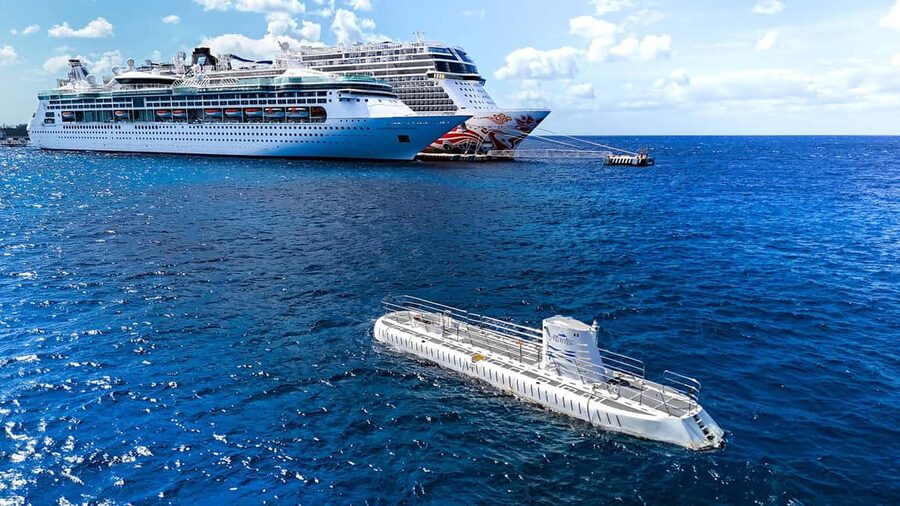 Cozumel: Atlantis Submarine Adventure - Starting at the southern hotel zone