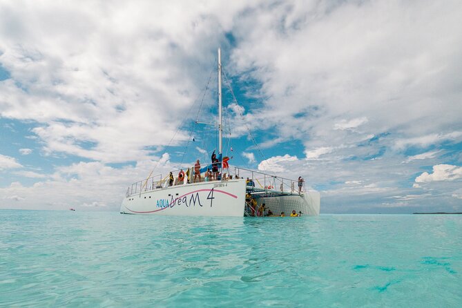 Cozumel Catamaran Snorkeling Tour & lunch® - Rum punch, margaritas, and the boat atmosphere