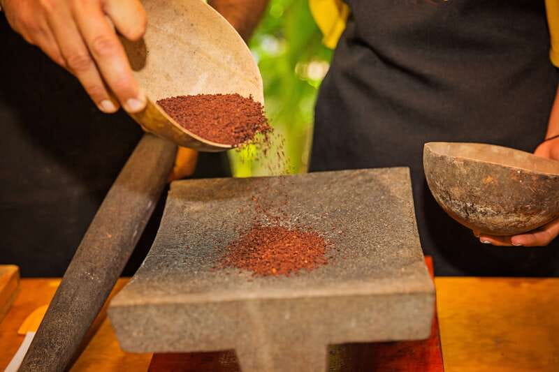 Cozumel: Chocolate Workshop at The Mayan Cacao Company - The 13-chocolate tasting in the boutique