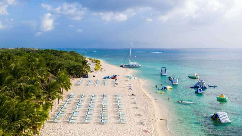 Cozumel: El Cielo, Palancar Reef, and Beach Party with Food - Fury Private Beach: lunch, hammocks, and water toys