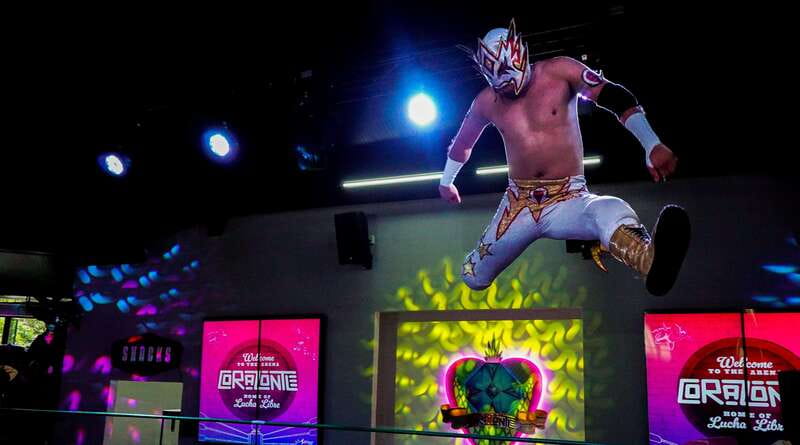 Cozumel: Mexican Lucha Libre Experience! Classic Package - Arriving at Barriecito near Puerta Maya