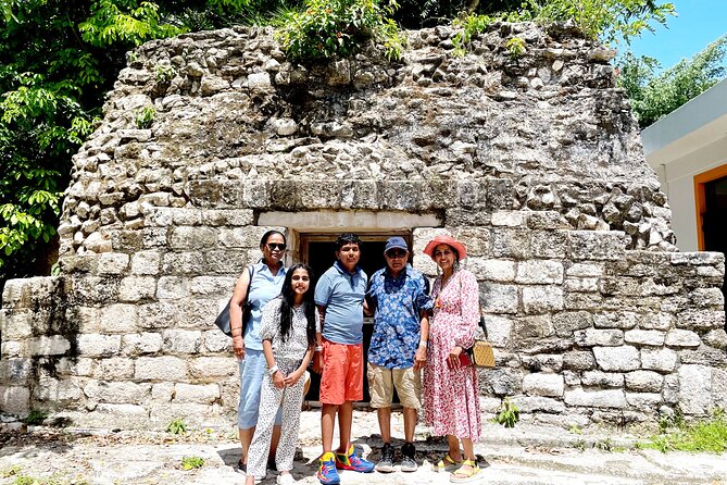 Cozumel: Private Excursion - MiniVan or Jeep (Your Day, Your Way) - Downtown, the Municipal Market, chocolate, and local food