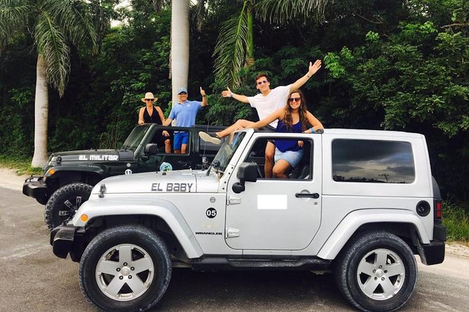 Cozumel Private Jeep Tour with Snorkeling Experience and Lunch - El Mirador for the best photo break