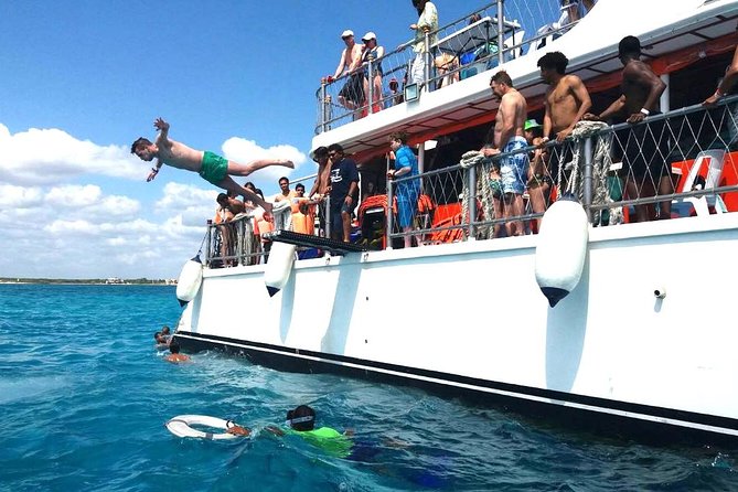 Dancer Cruise Isla Mujeres Snorkel Food and Drinks Included - Boarding at Cancun’s Hotel Zone pier