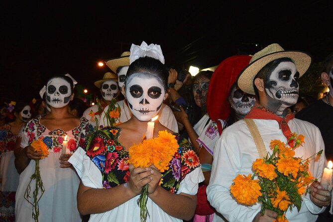 Day of the Dead Tour in Mexico City - The city drive can take longer than expected