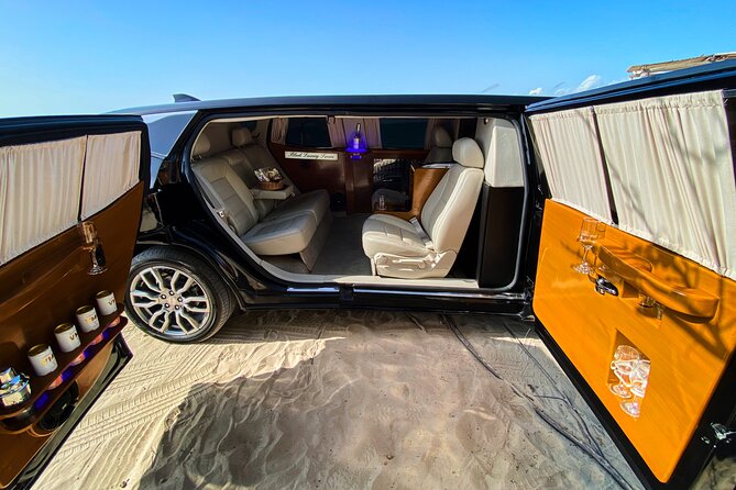 Deluxe Limousine GMC from Cancun Airport - Inside the GMC limousine