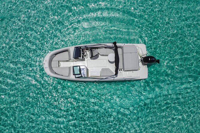 Deluxe Private Boats - 24 ft Sea Ray - A route shaped around your interests