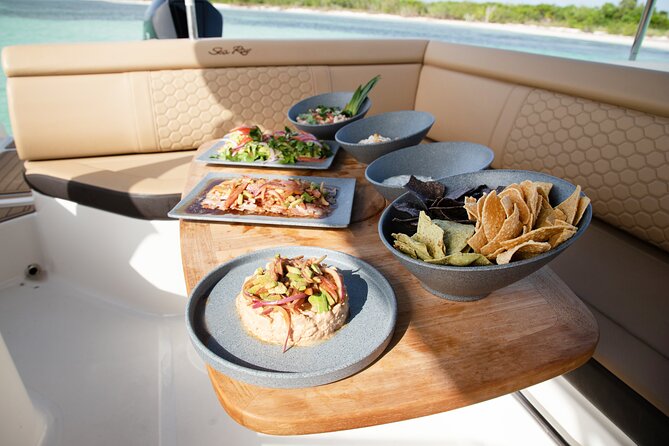 Deluxe Private Boats - 27 ft Sea Ray - Weather can change the whole day
