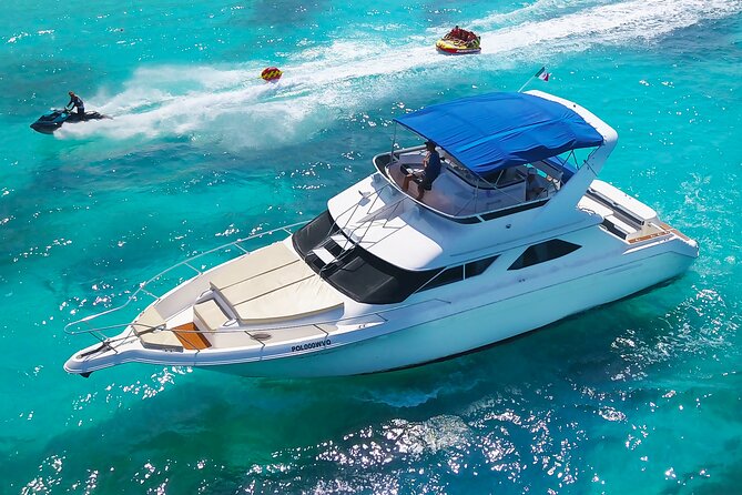 Deluxe Yacht 48FT with FlyBrige Rental in Cancun - What the $268.24 group price really means