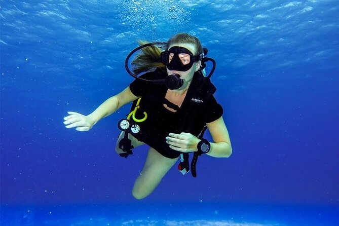 Discover Scuba Diving in Cozumel Paradise Reef - The first Paradise Reef session is about getting comfortable