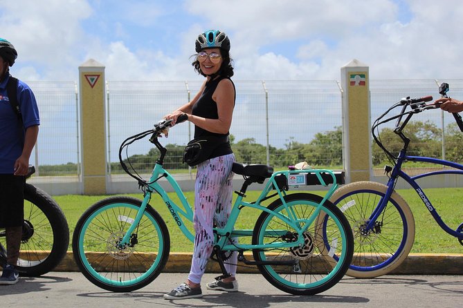 E-Bike City Tour though Cozumel & Taco Tasting Tour - Cozumel Park and daily island life