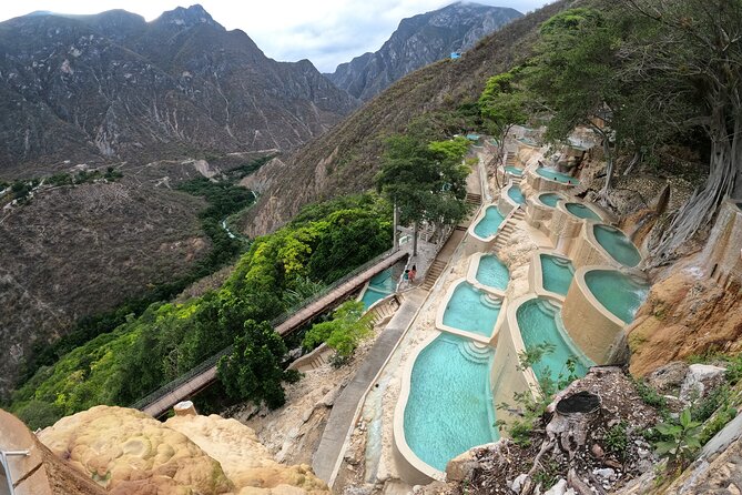 Early & Express Tolantongo Hot Springs - The first look at the cliffside pools