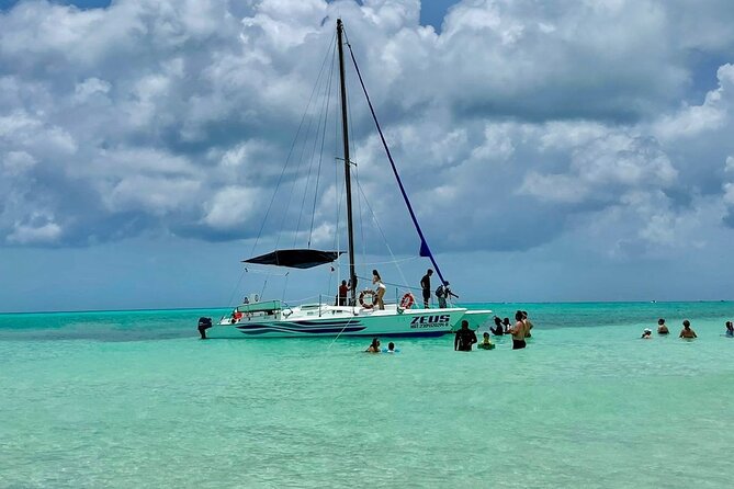 El Cielo Cozumel Snorkeling trip by Catamaran - The crew can make or break the day