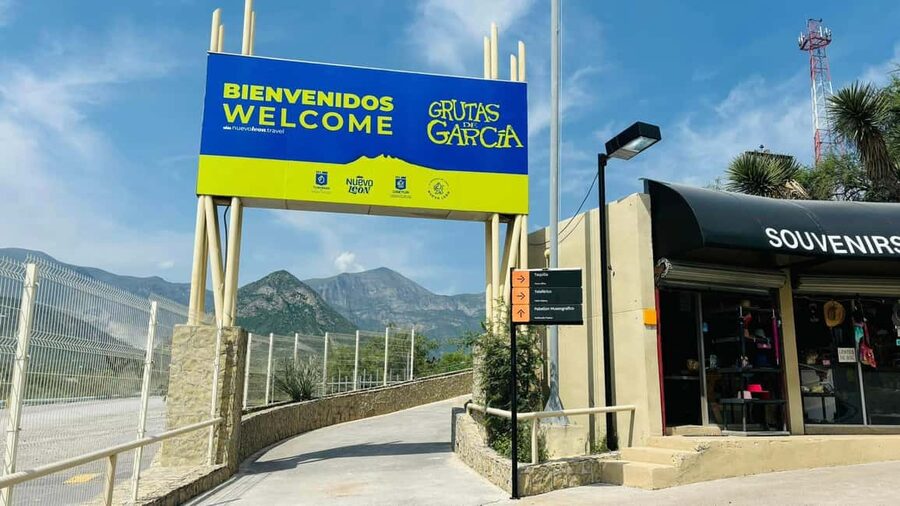 El mejor tour a "Grutas de Garcia" + Teleférico + Tickets - Who should book this tour?