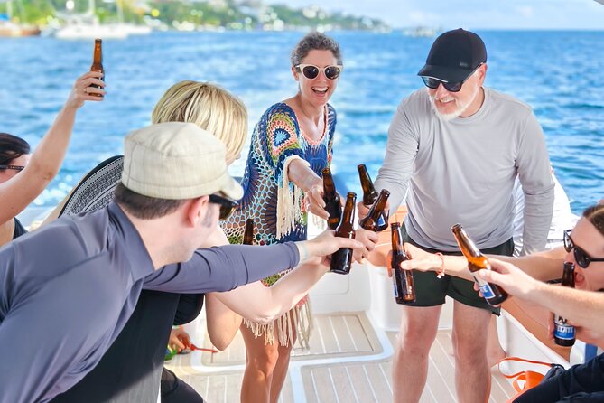 Exclusive Isla Mujeres and Cancun Private Yacht Tour - Playa Norte and the lily pad stop