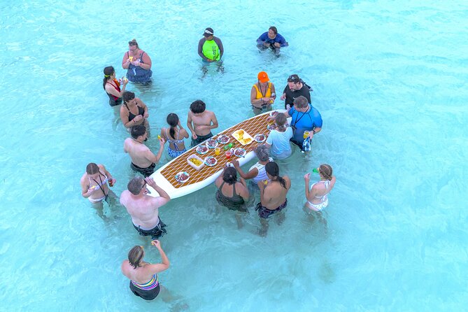 Exclusive Private Boat to El Cielo - Snorkeling in Cozumel’s national marine park
